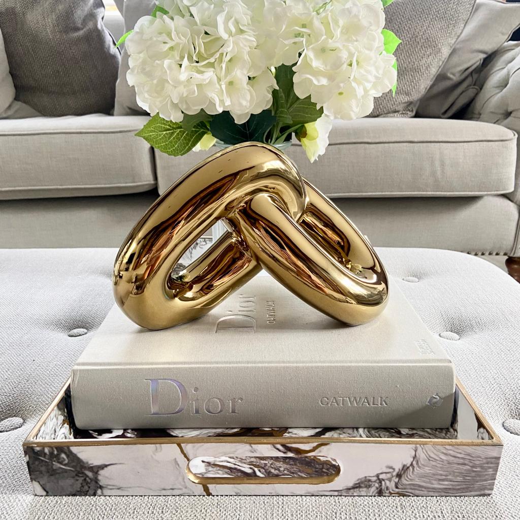 gold chain link ornament basildon billericay brentwood chelmsford essex